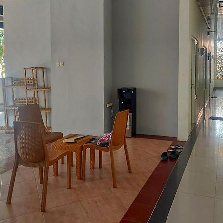 Готель Koolkost @ Jalan Tirto Agung Srondolwetan Екстер'єр фото